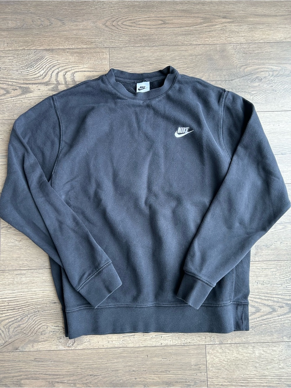 Nike Black Crewneck Sweatshirt